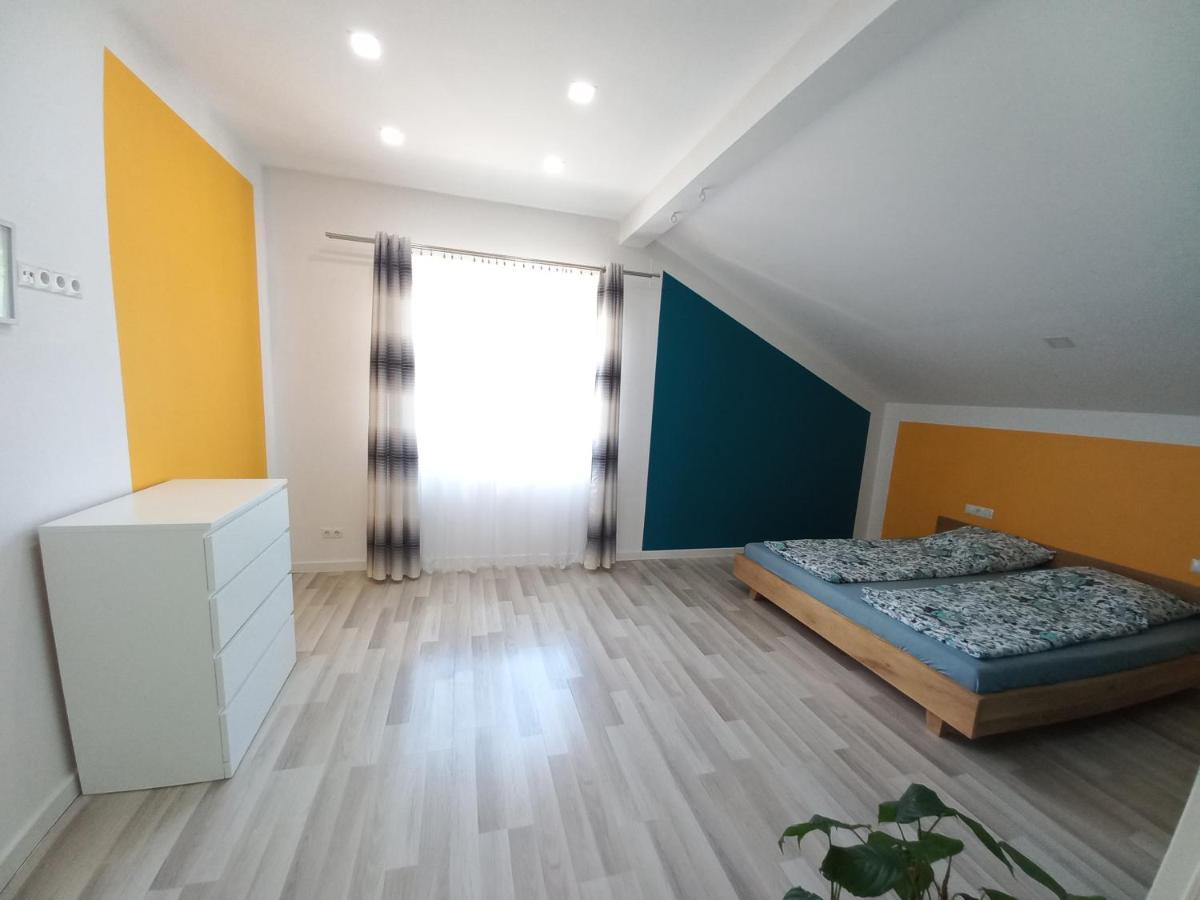 Domki Cztery Pory Roku Czchow Exteriér fotografie